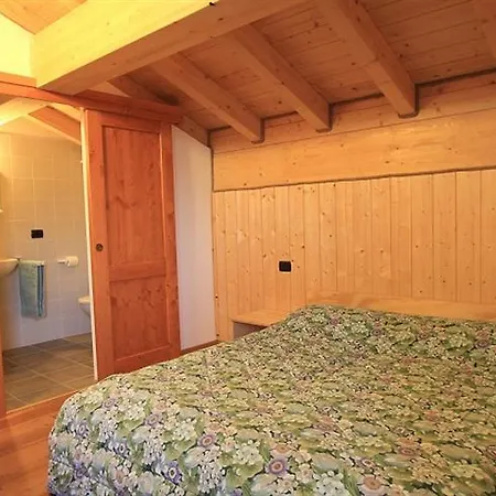 Отель Rifugio Roberto Bignami