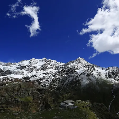 Rifugio Roberto Bignami Отель Касподжо