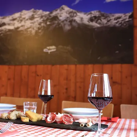 Rifugio Roberto Bignami * Касподжо