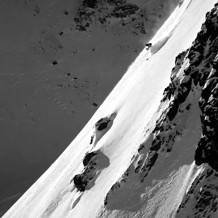 Отель Rifugio Roberto Bignami Касподжо